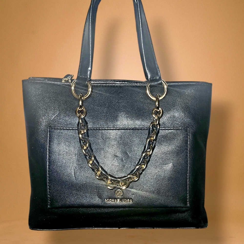 Michael Kors Cece Small Leather Chain Messenger Bag